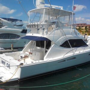 34.-Riviera 45 Ft Up to 5 people - Image 3