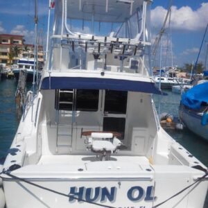 34.-Riviera 45 Ft Up to 5 people - Image 6