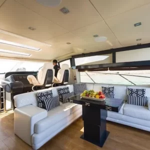 14. SUNSEEKER 64 FT - Image 7