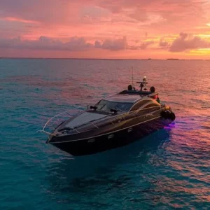 14. SUNSEEKER 64 FT - Image 8
