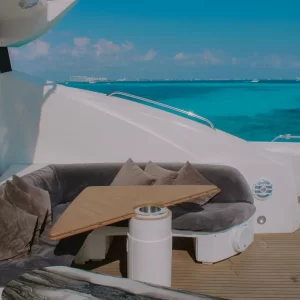 2. Sunseeker 82 " - Image 15